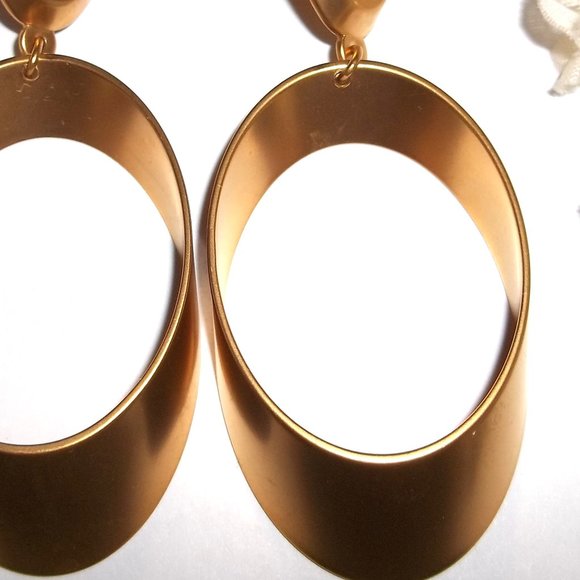 Vintage Gold Hoop Earring Retro Statement Post Stud Jewelry for Women Drop C462 - Picture 5 of 6